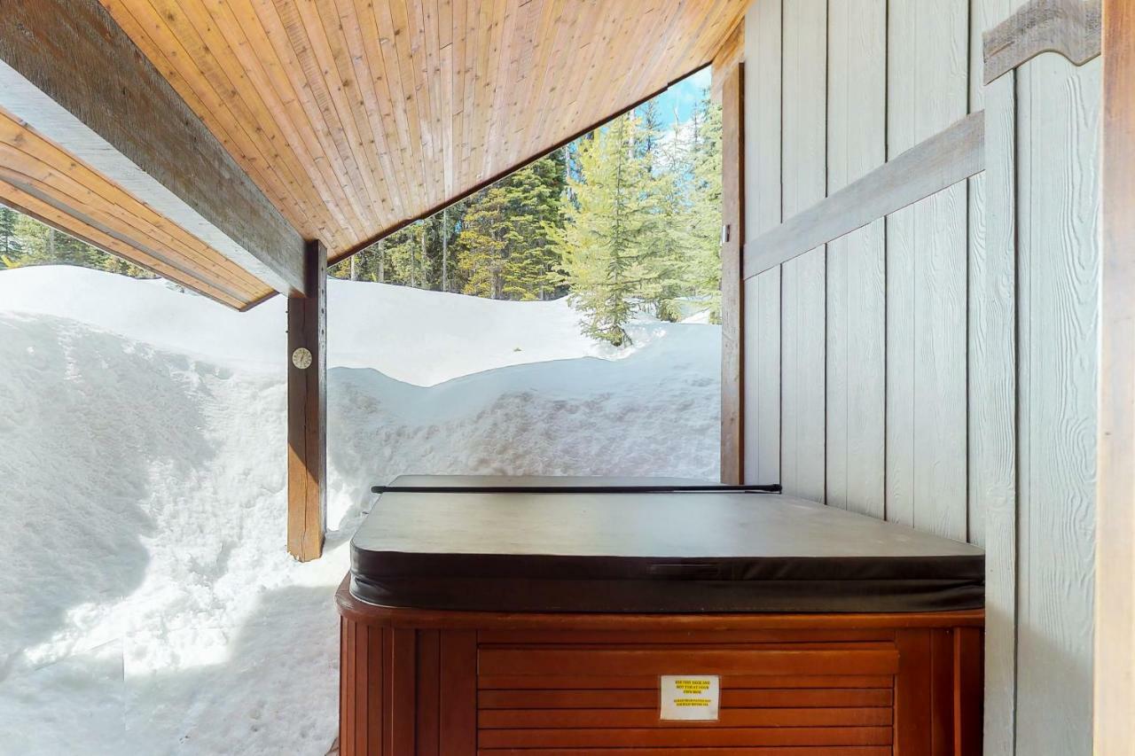 South Face B Big White Ski Resort Exterior foto