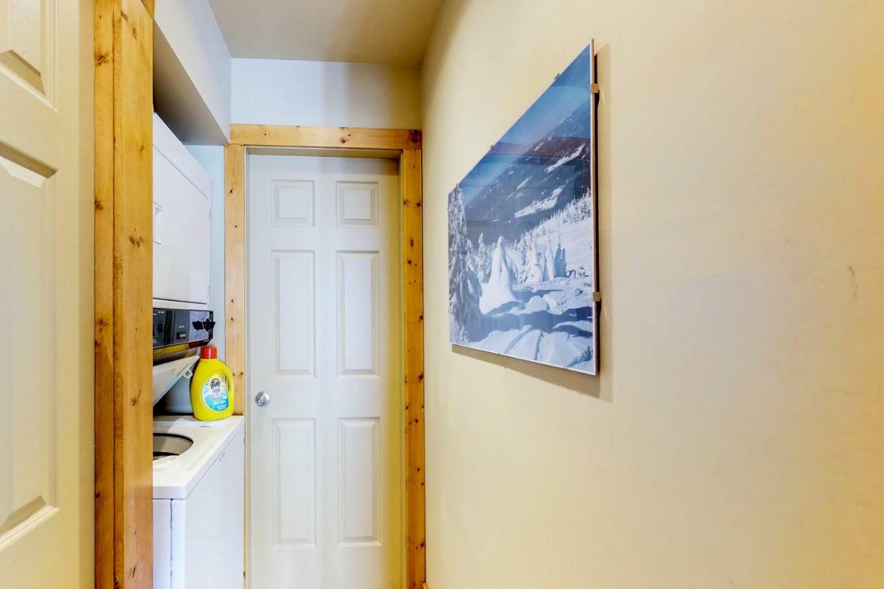 South Face B Big White Ski Resort Exterior foto